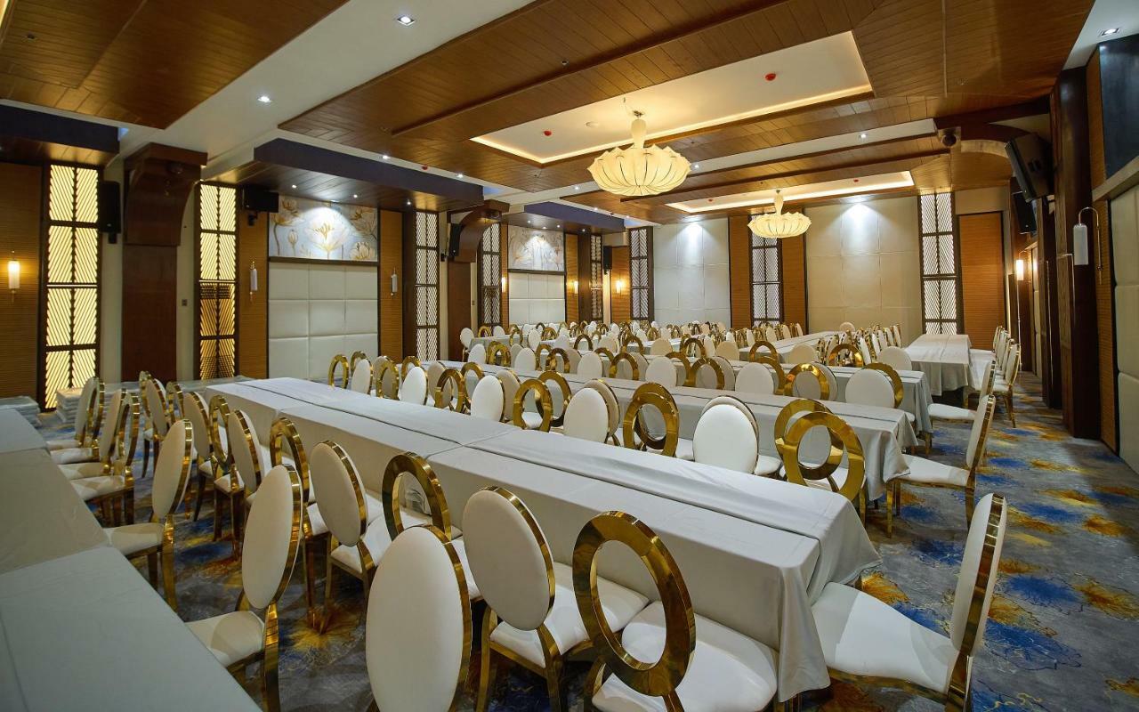 J7 Plaza Hotel Iloilo City Εξωτερικό φωτογραφία