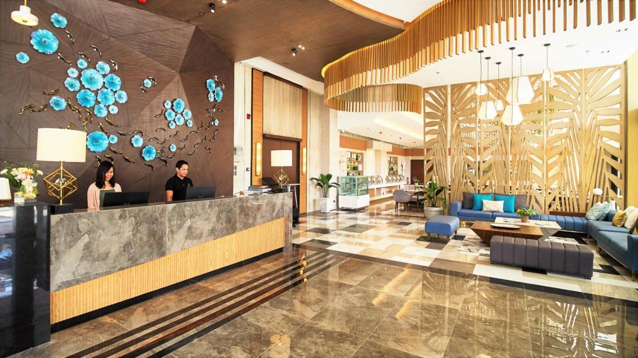 J7 Plaza Hotel Iloilo City Εξωτερικό φωτογραφία