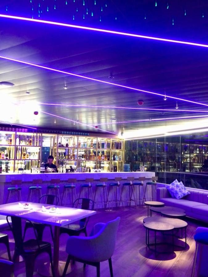 J7 Plaza Hotel Iloilo City Εξωτερικό φωτογραφία